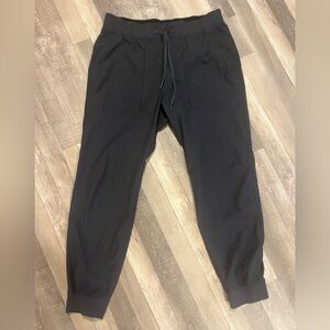 Lululemon men’s ABC jogger shorter length. Color: Obsidian/dark grey. Inseam 28”